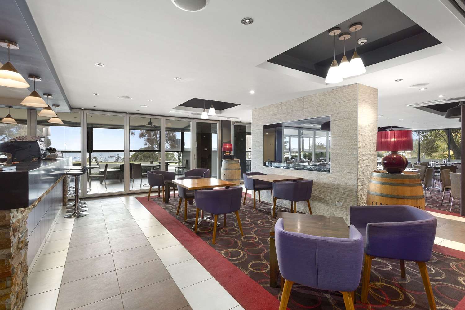 Quality Hotel Bayside Geelong 23/27