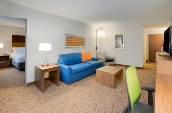 Holiday Inn Express Suites Ft Washington Philadelphia 41/56