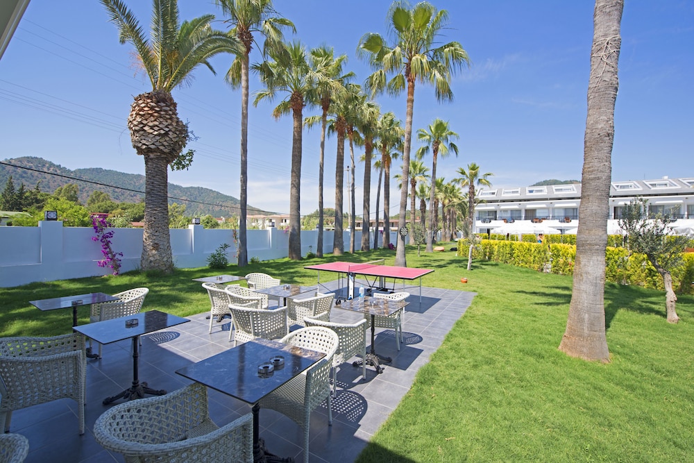 Voxx Marmaris Beach Resort Adult Only +16 50/52