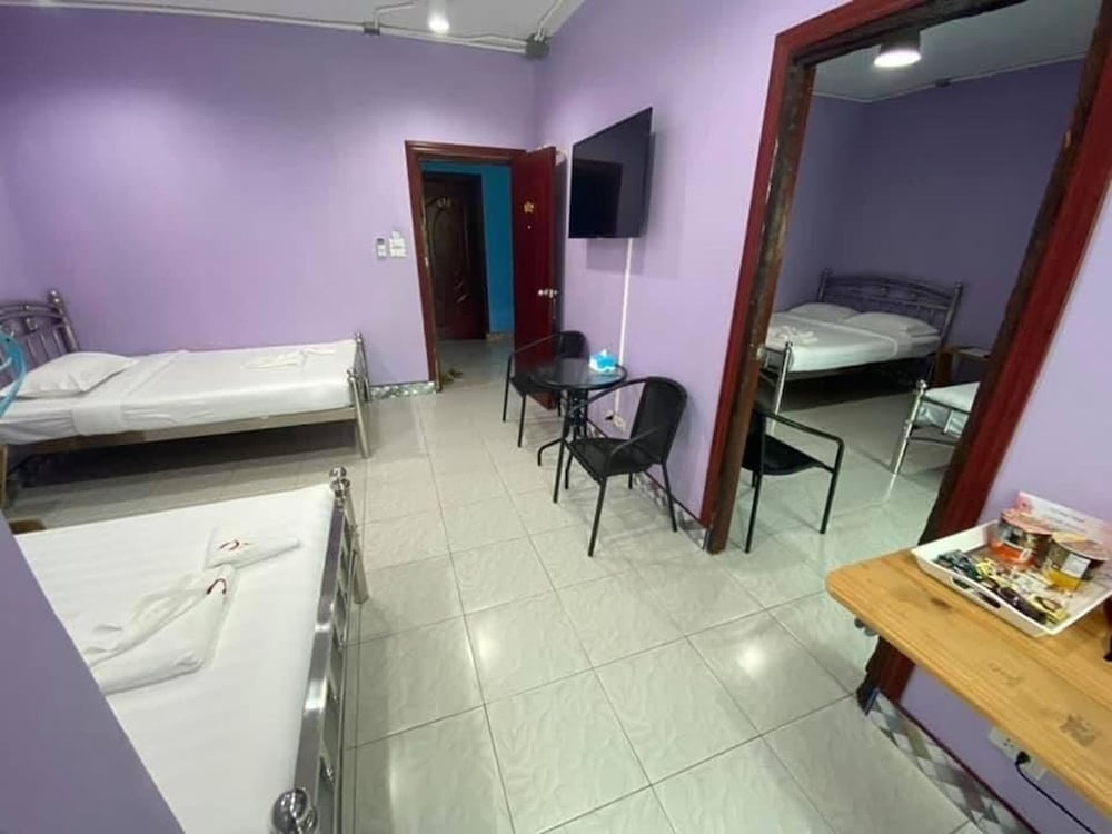 2U Hotel Hatyai 17/18