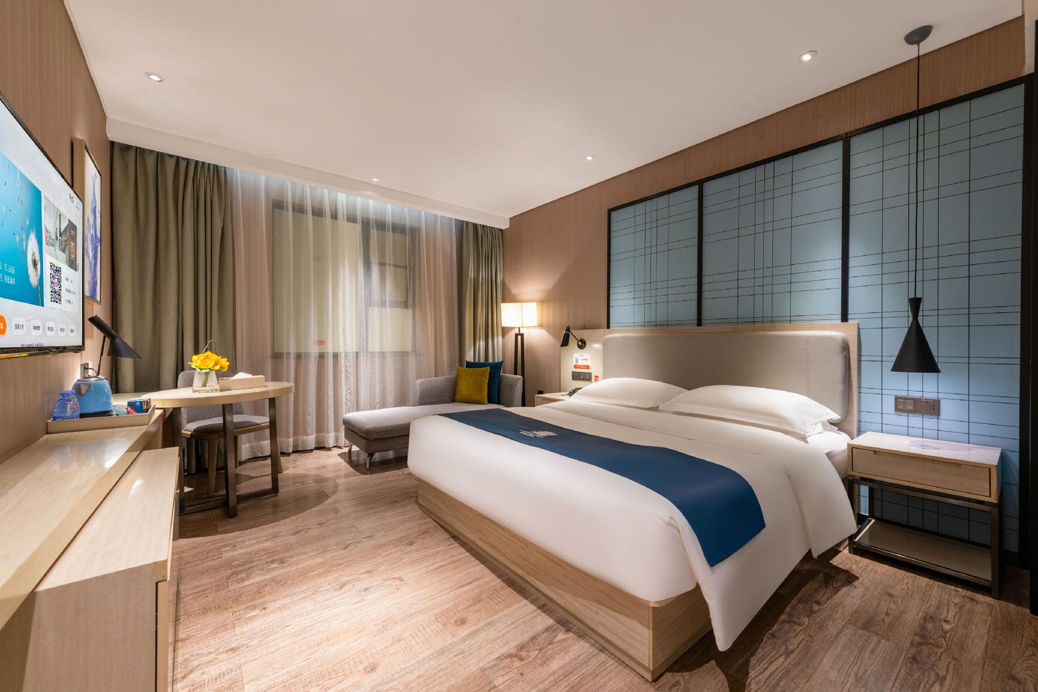 Room at Echarm Hotel( Guangzhou Jiahe Wanggang Metro Station), GUANGZHOU