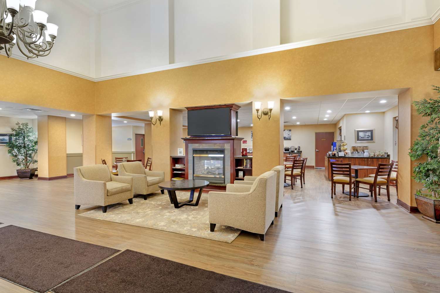 Best Western Plus Victor Inn & Suites 20/35