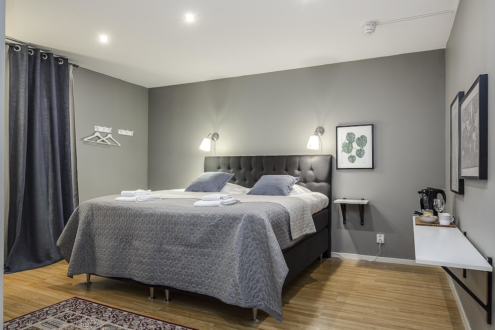 Best Western Hedasen 10/50
