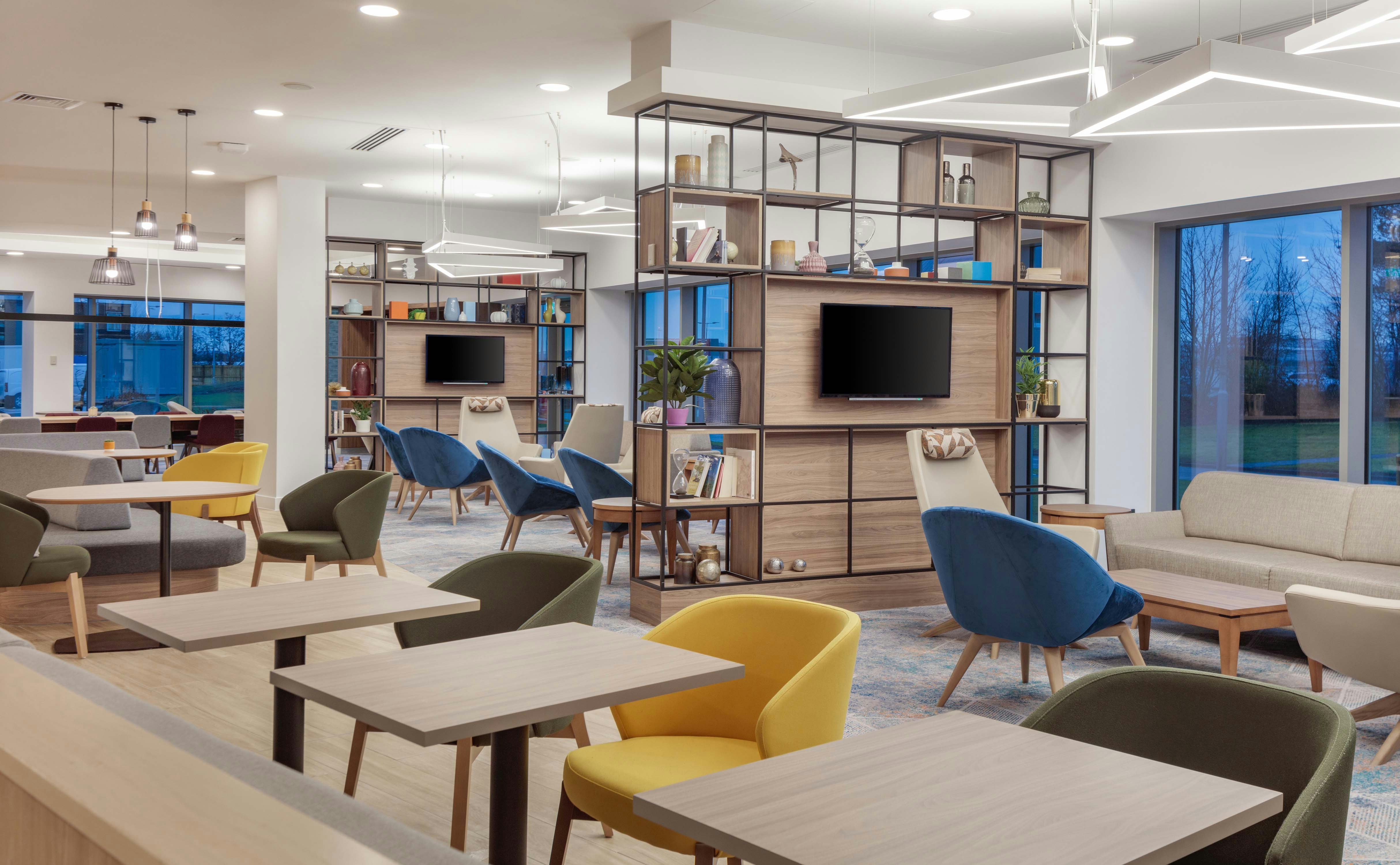 Hampton By Hilton Edinburgh Airport 54/56