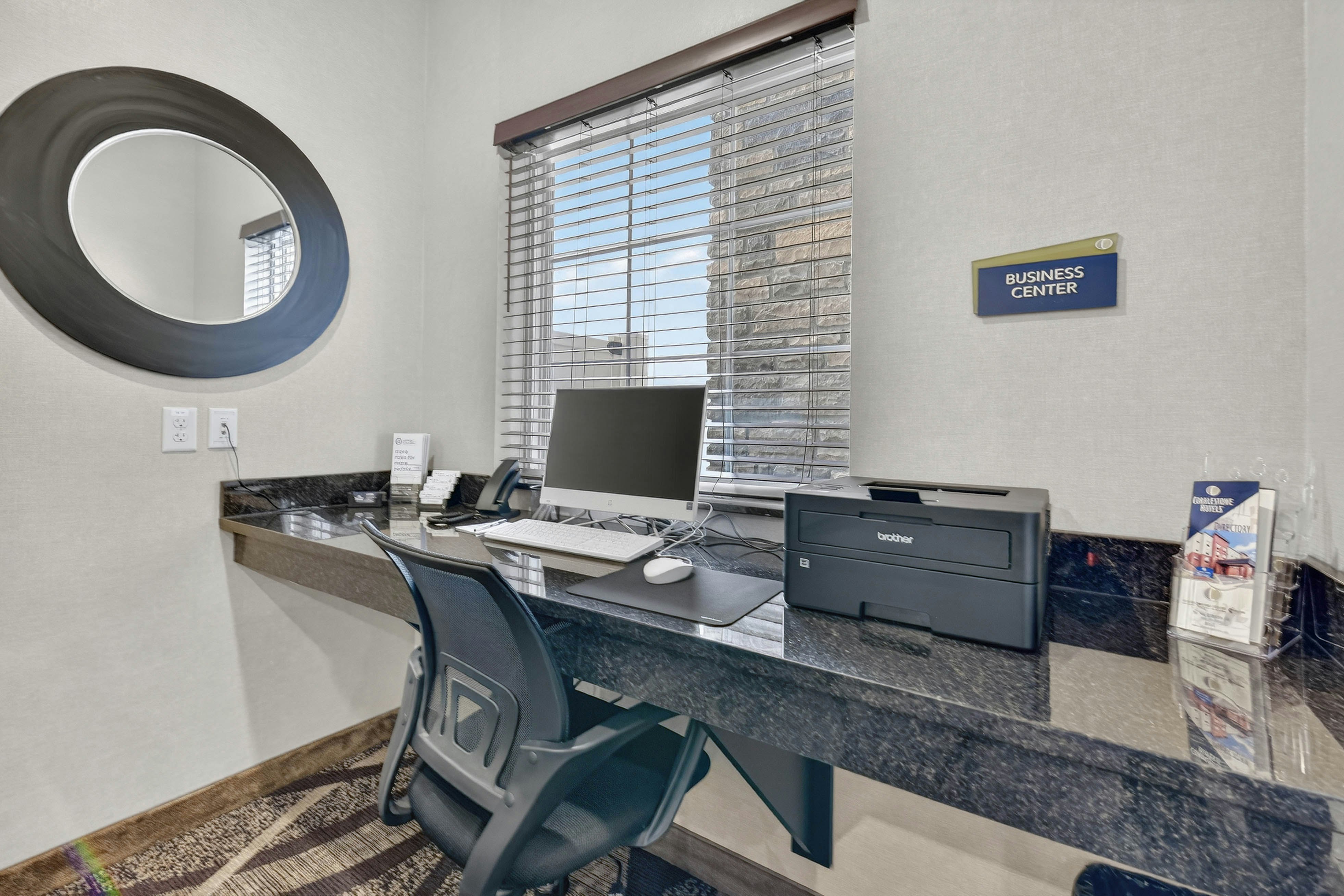 Cobblestone Hotel & Suites - Eaton, OH 35/50