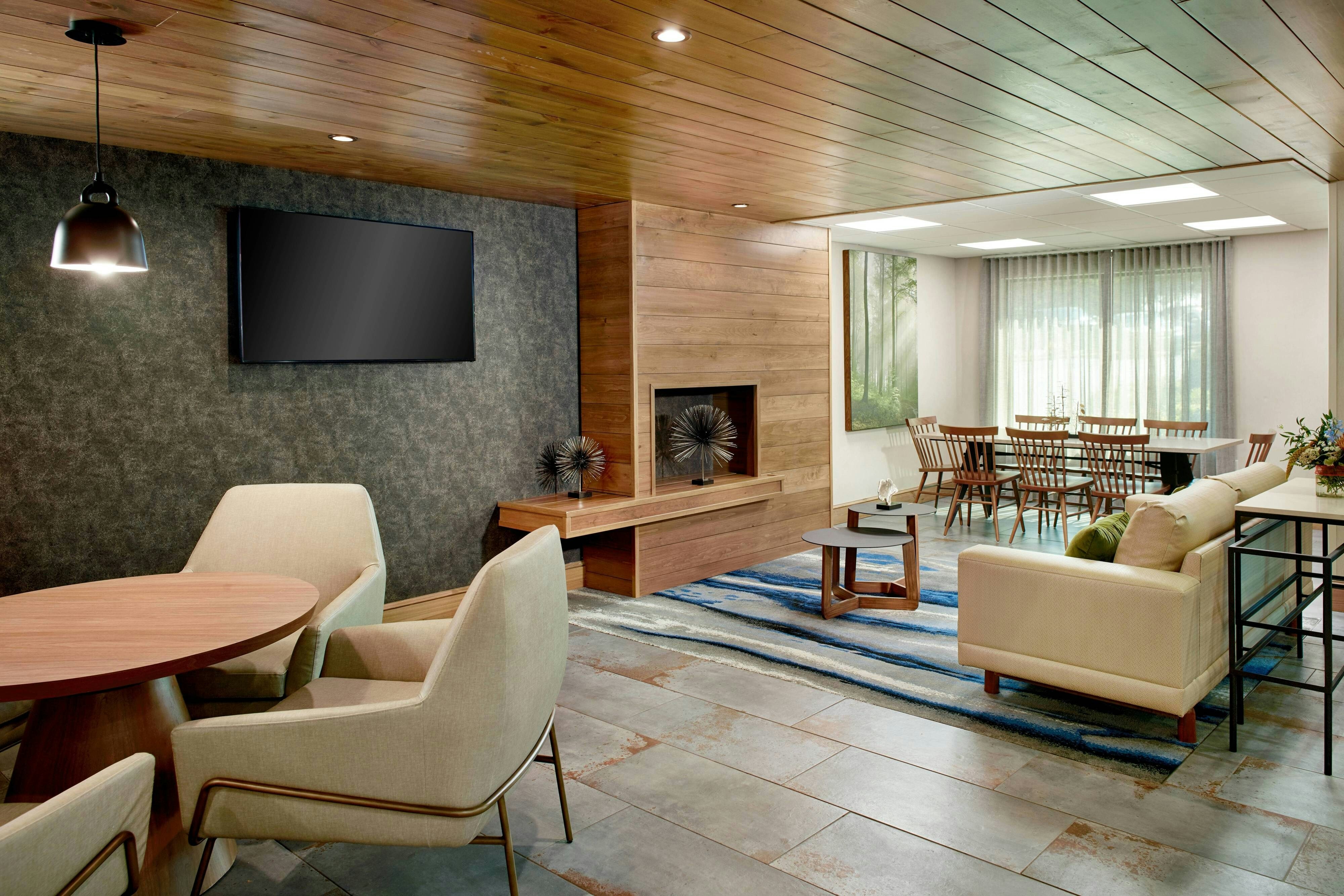 Fairfield Inn Suites By Marriott Asheville South Biltmore 19/19