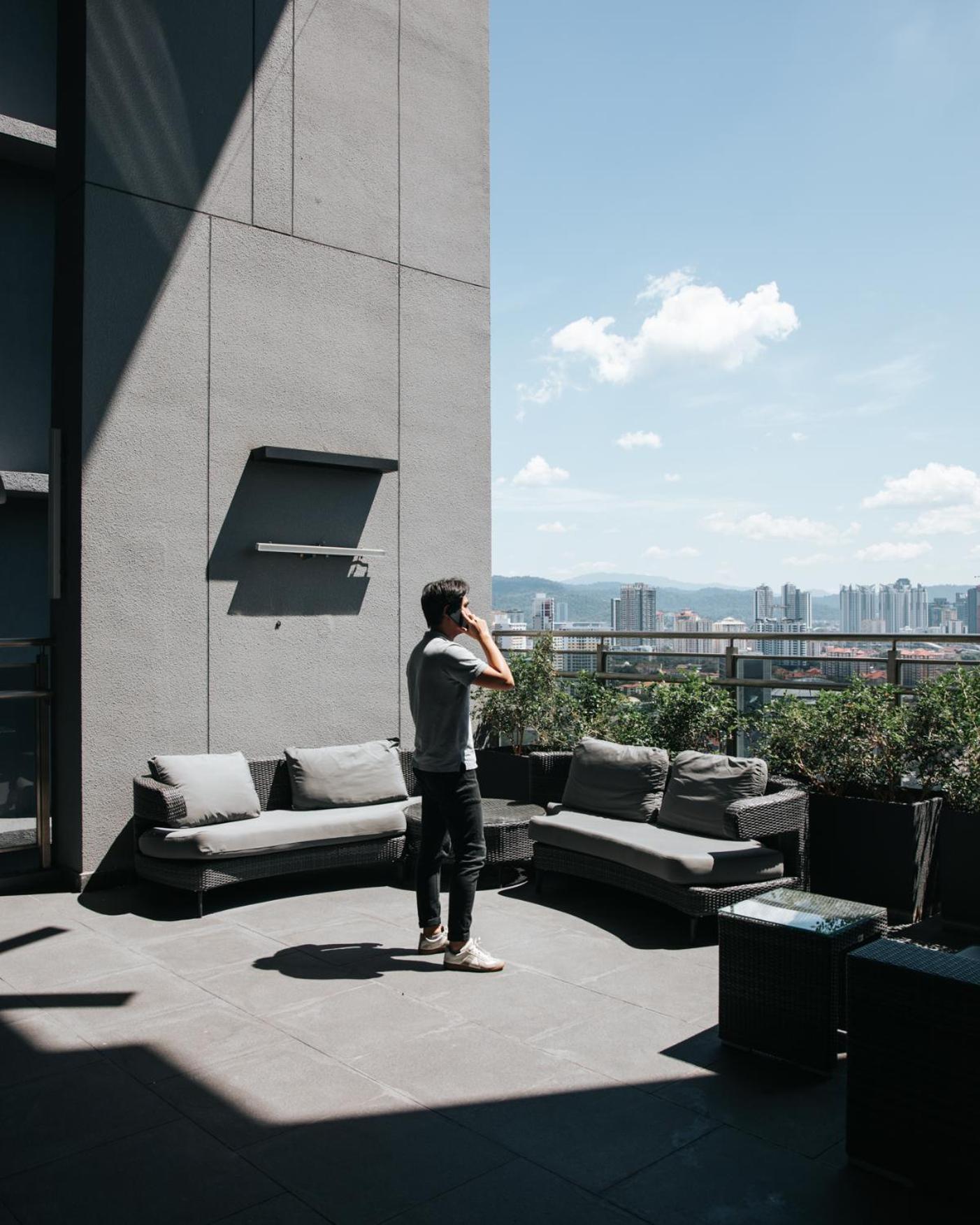 Expressionz Professional Suites by G Suites 23/50