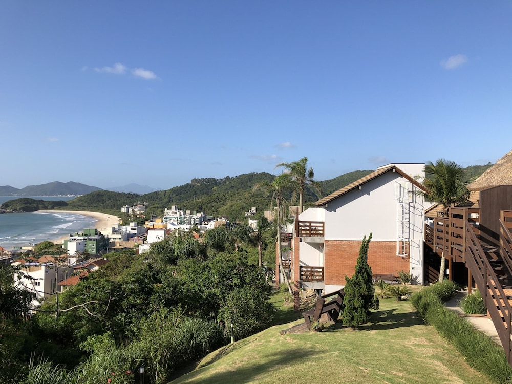 Pousada Do Arvoredo 74/76