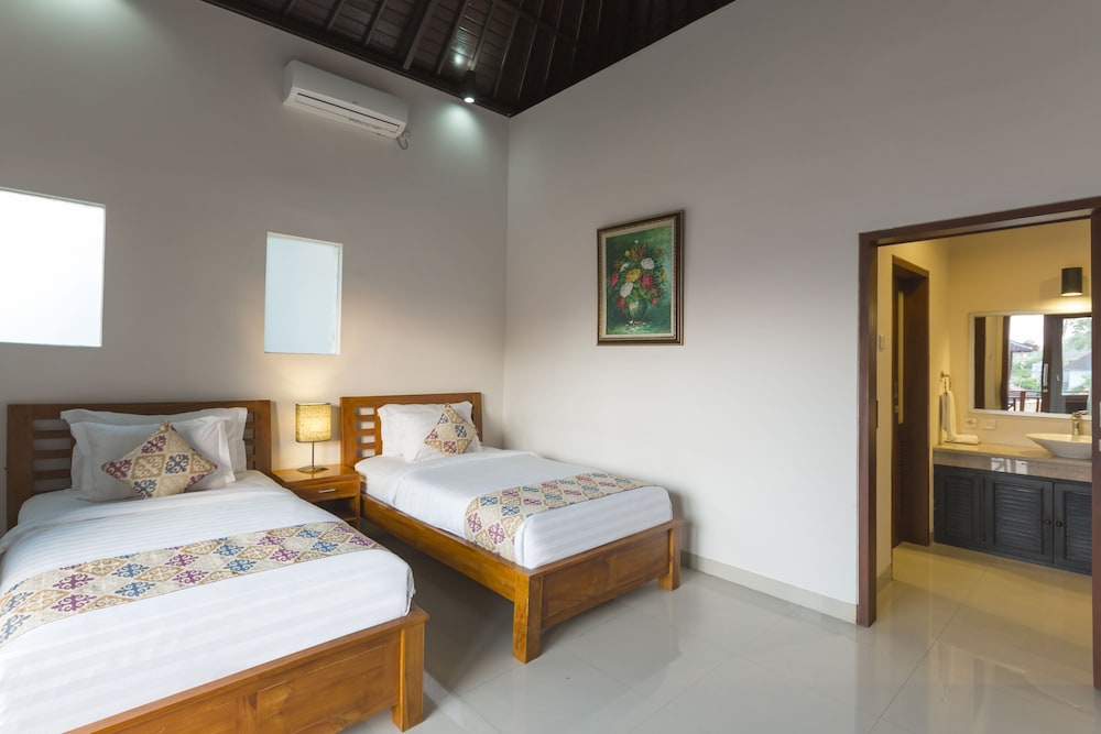 Kubal Villa 14/64