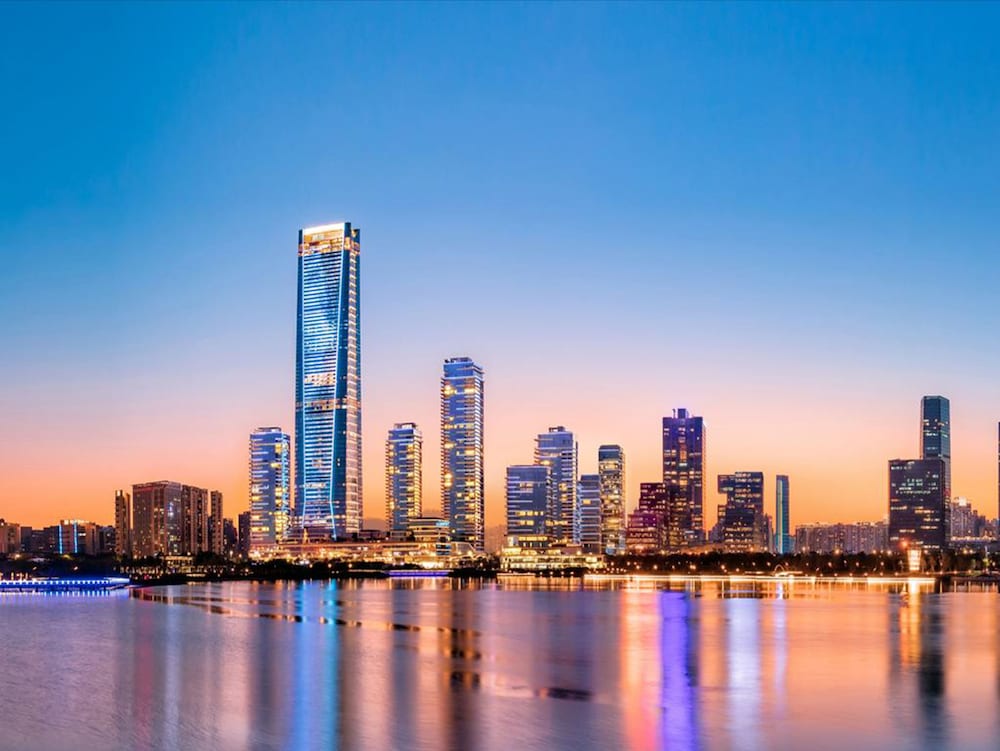 Raffles Shenzhen 38/45