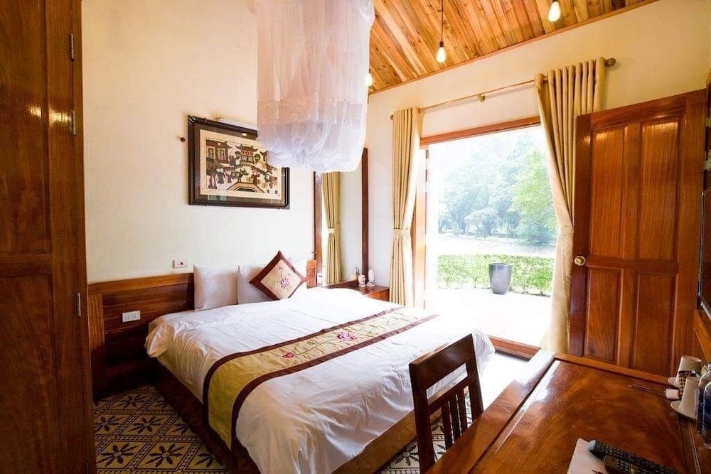 Mua Cave Ecolodge 32/72