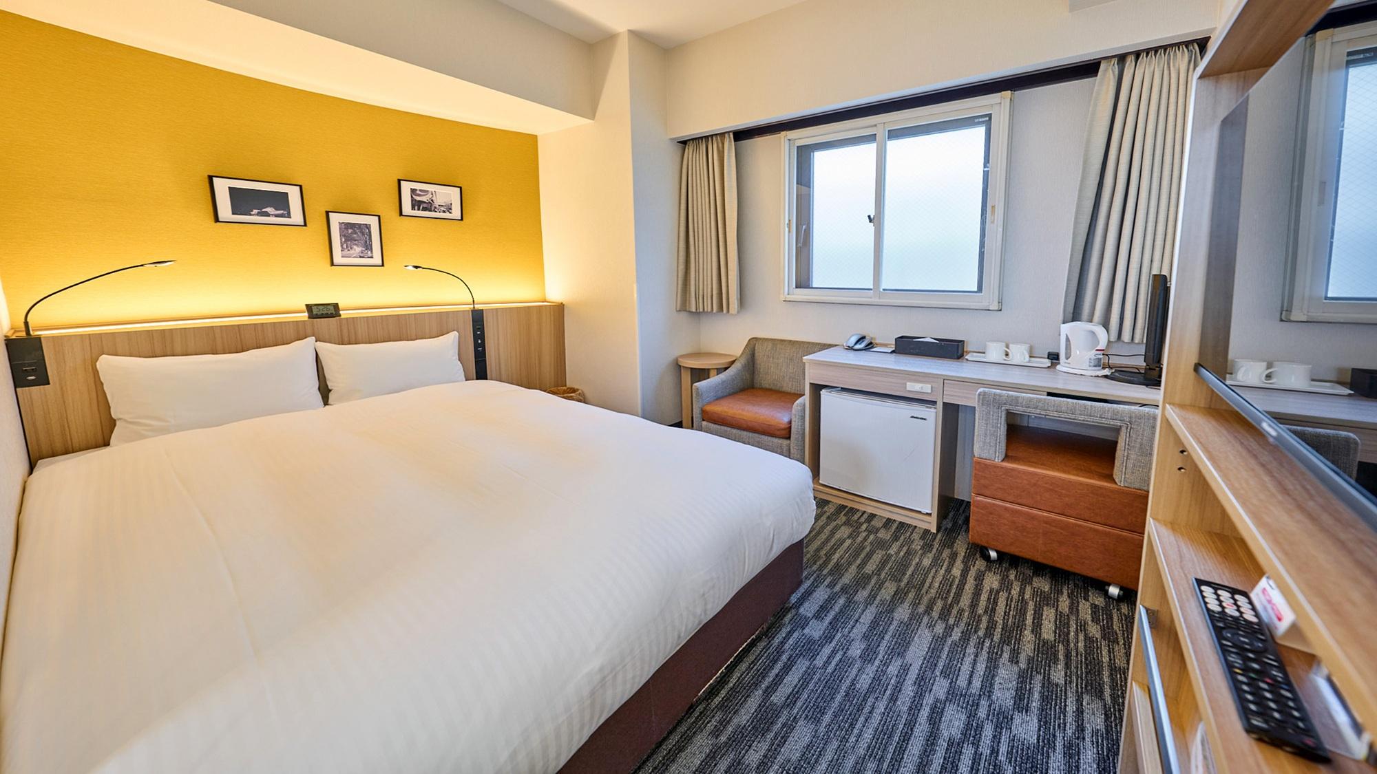 Standard, Double Bed, Smoking Type Not Guaranteed