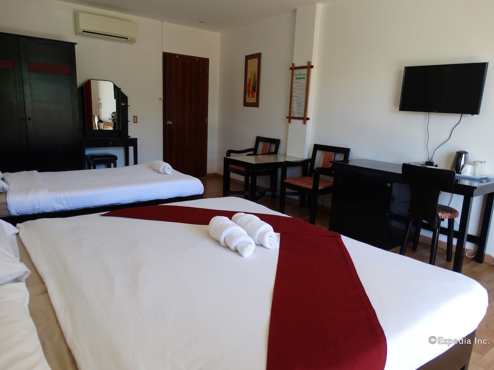 Harmony Hotel 26/57