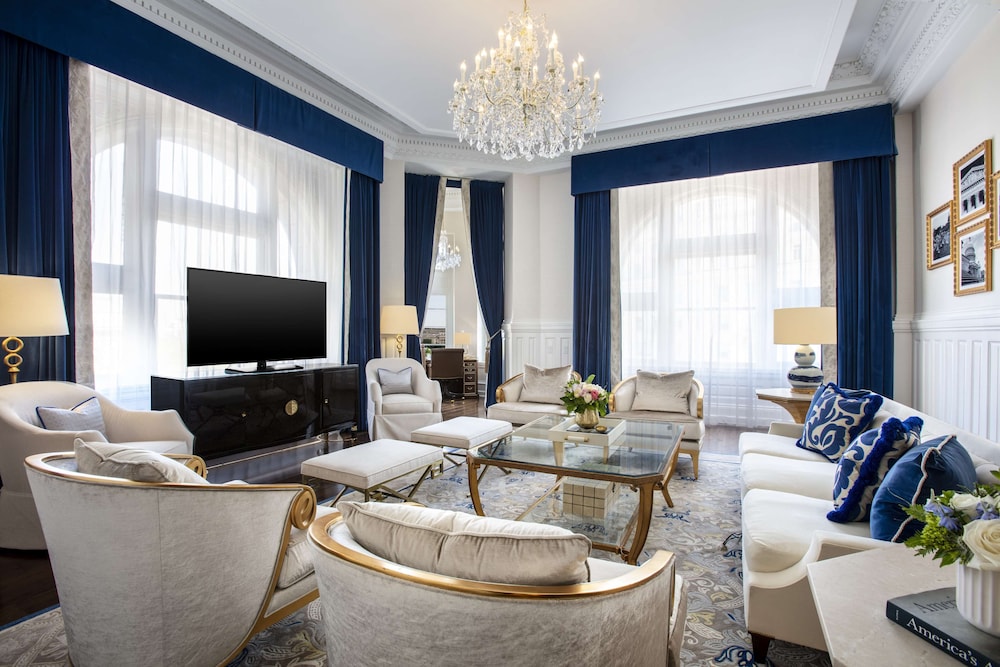 Waldorf Astoria Washington DC 66/99