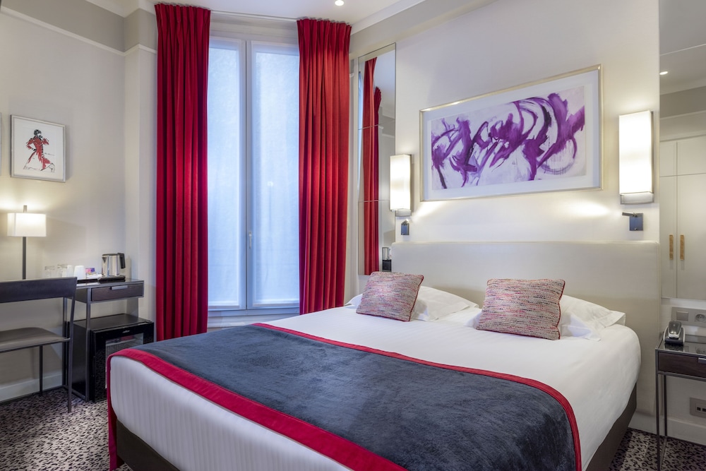 Hotel Du Bois Champs-Elysees 10/50