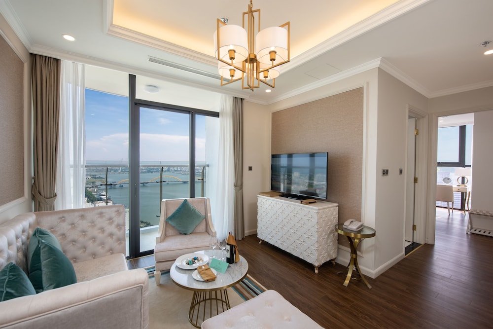 Melia Vinpearl Da Nang Riverfront 50/81