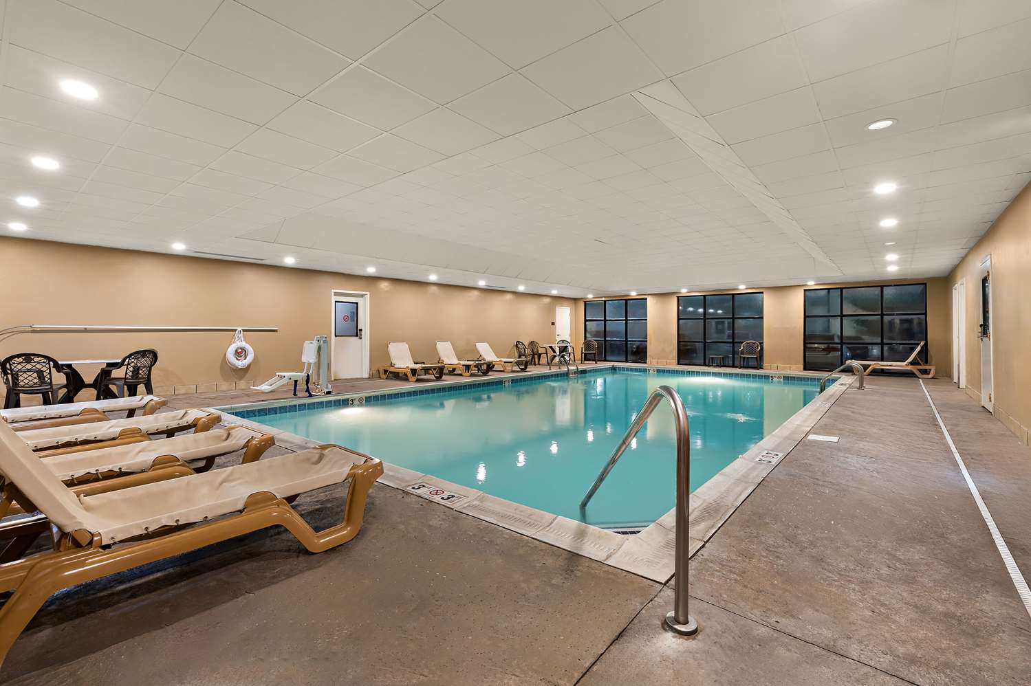 Comfort Suites Nashville 23/46