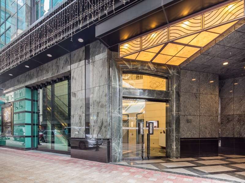 Rosedale Hotel Hong Kong 34/35
