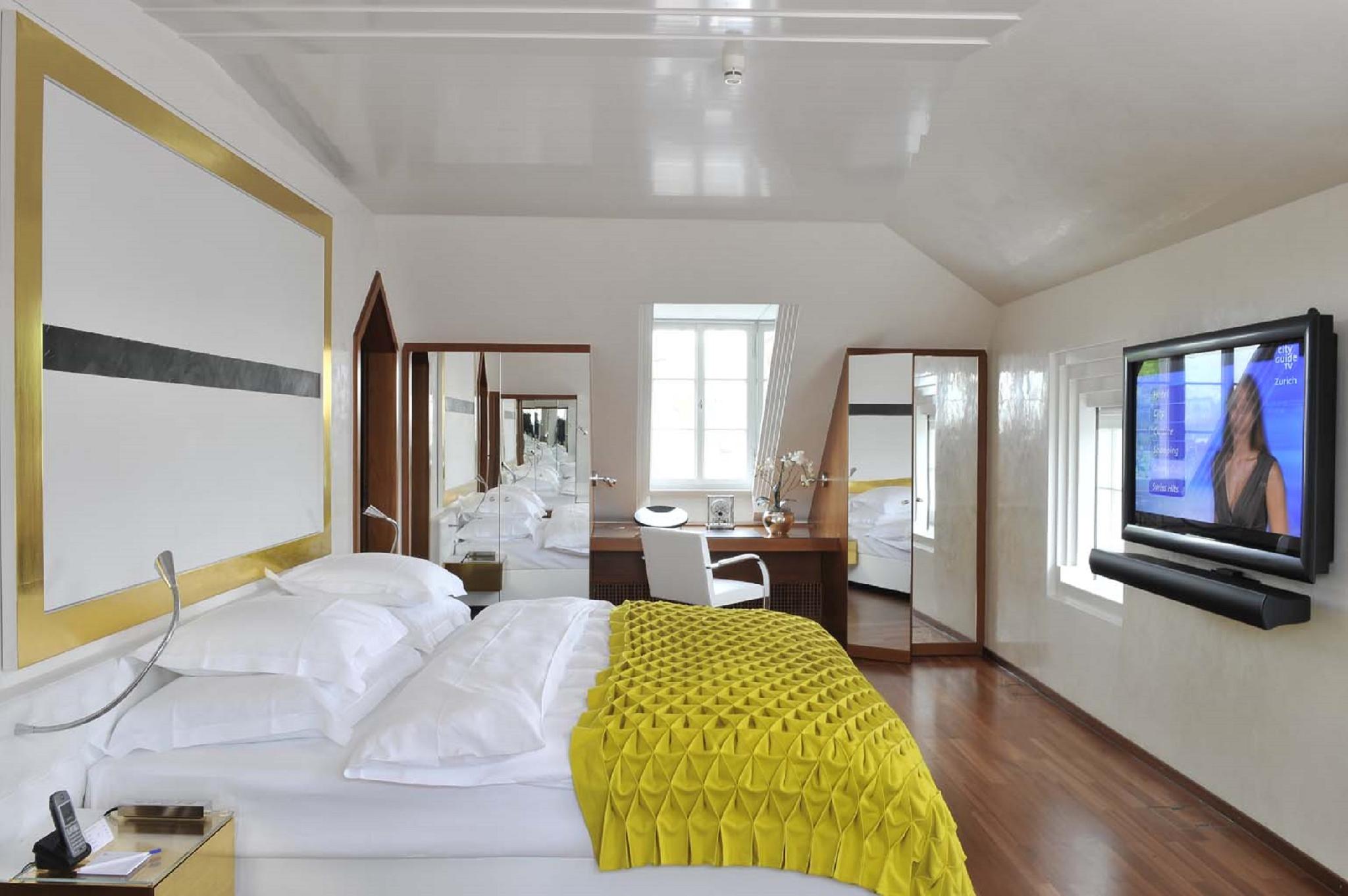 Penthouse Suite