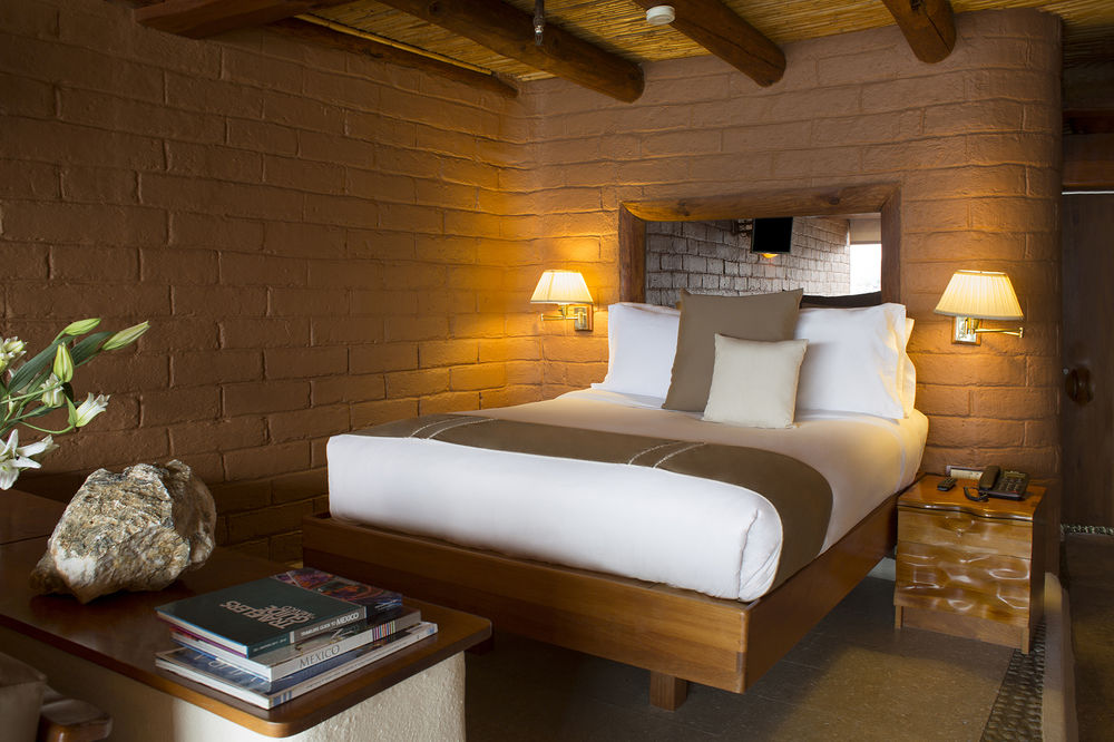 Junior Suite, Queen Bed