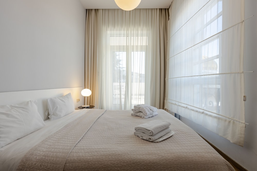 PRESIDENTIAL, SUITE, BALCONY