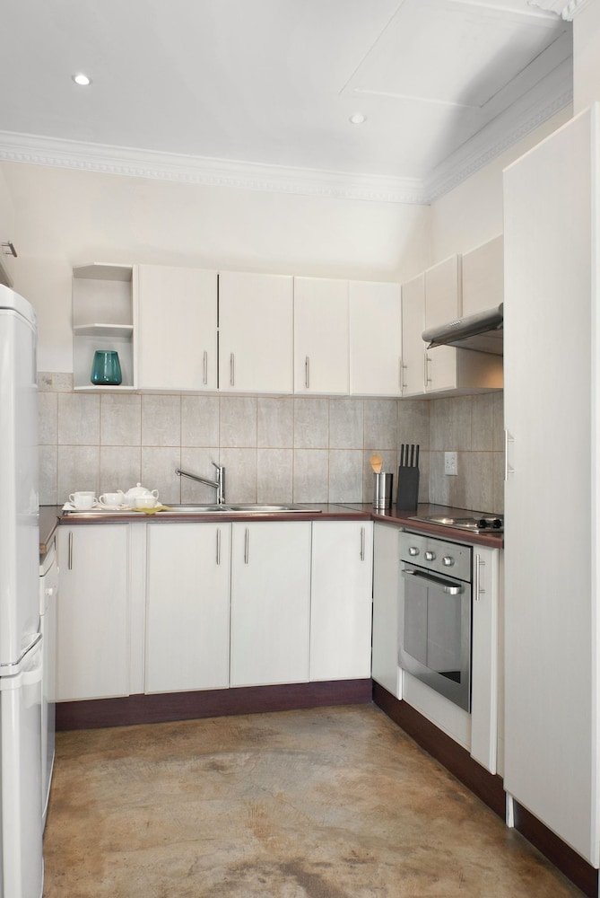 Ama Casa Self Catering Cottages 3/36