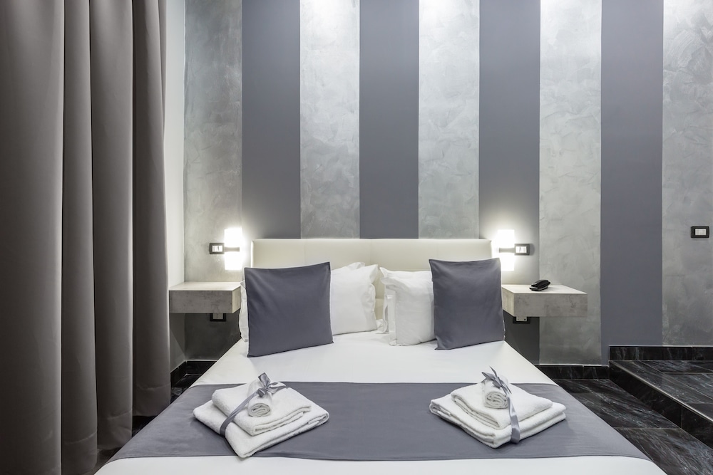 Hotel Bella Napoli Suites 4/67