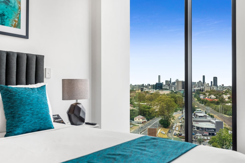 Essence Suites Taringa 27/60