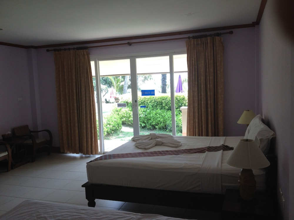 Good Days Lanta Chalet Resort 26/62