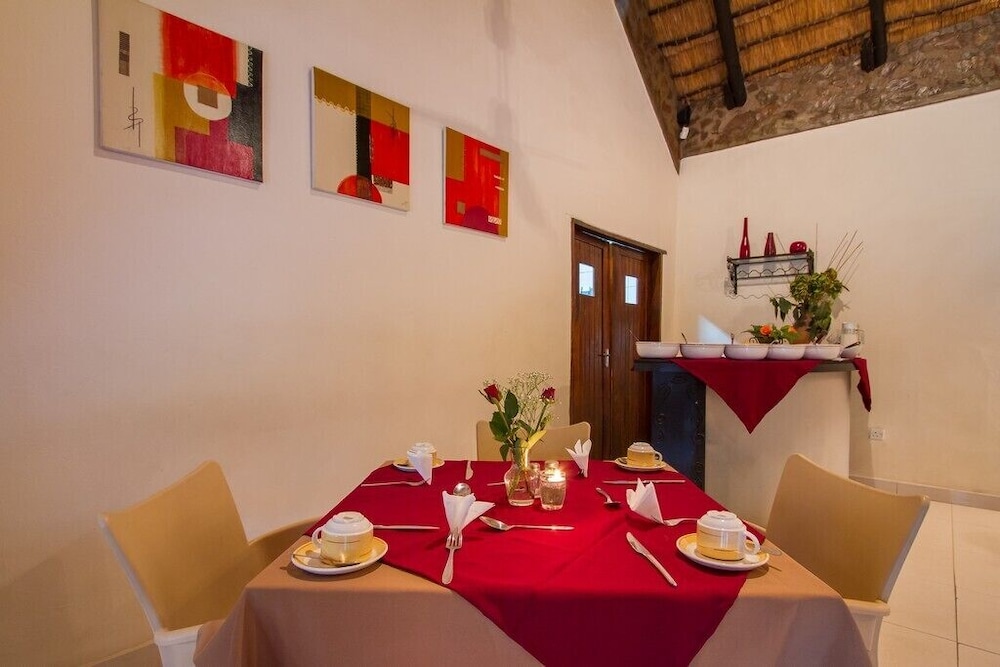 Ngolide Lodge 28/45
