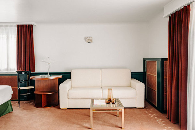 Experimental Chalet 17/25