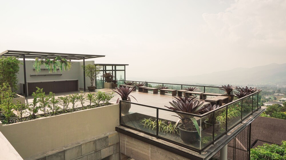 Amaryllis Boutique Resort 3/34