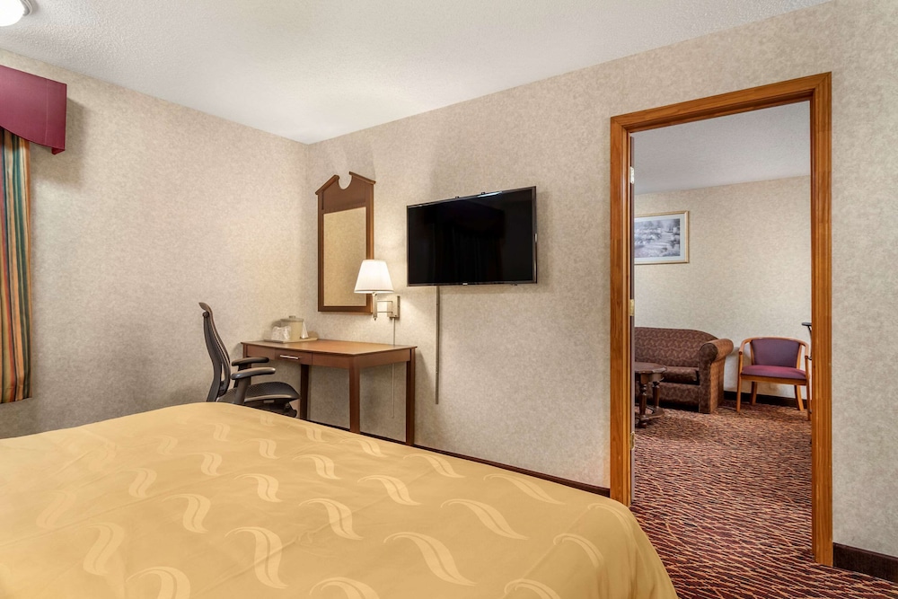 Quality Inn Marietta near Dobbins ARB 16/37