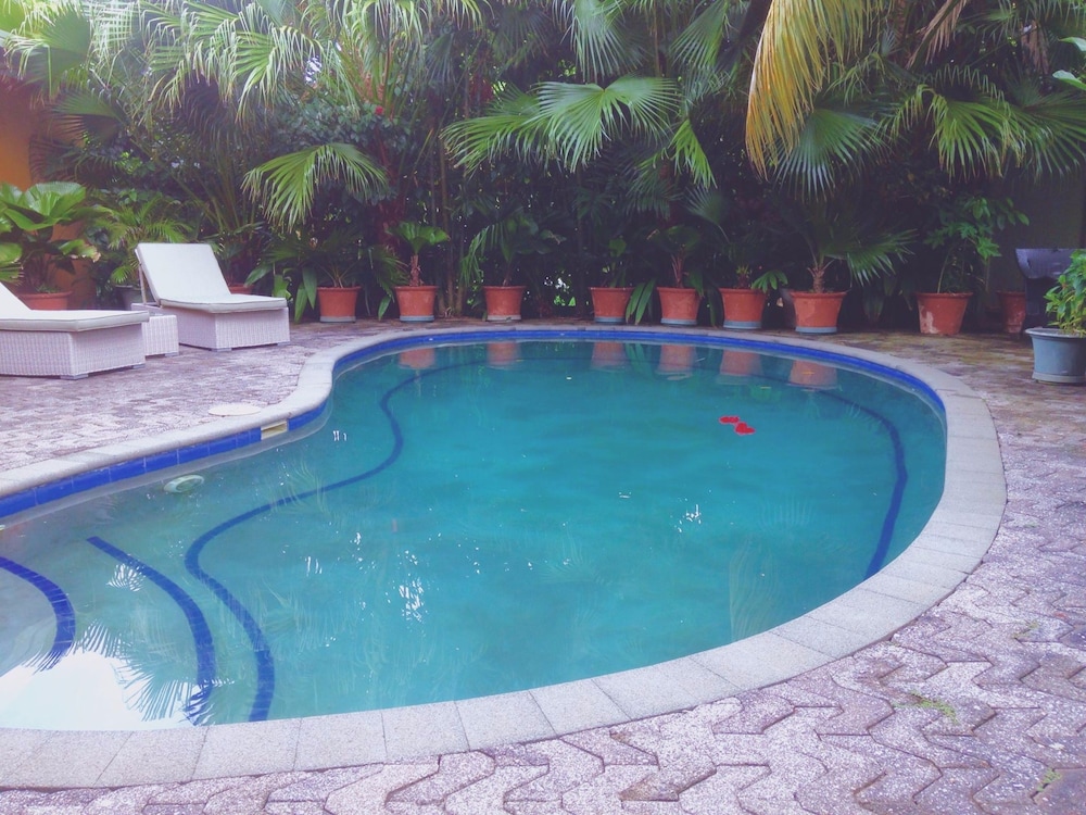 Le Alaimoana Hotel 30/35