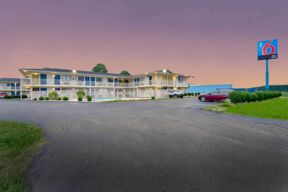 Motel6 Lumberton, NC in LUMBERTON - NC