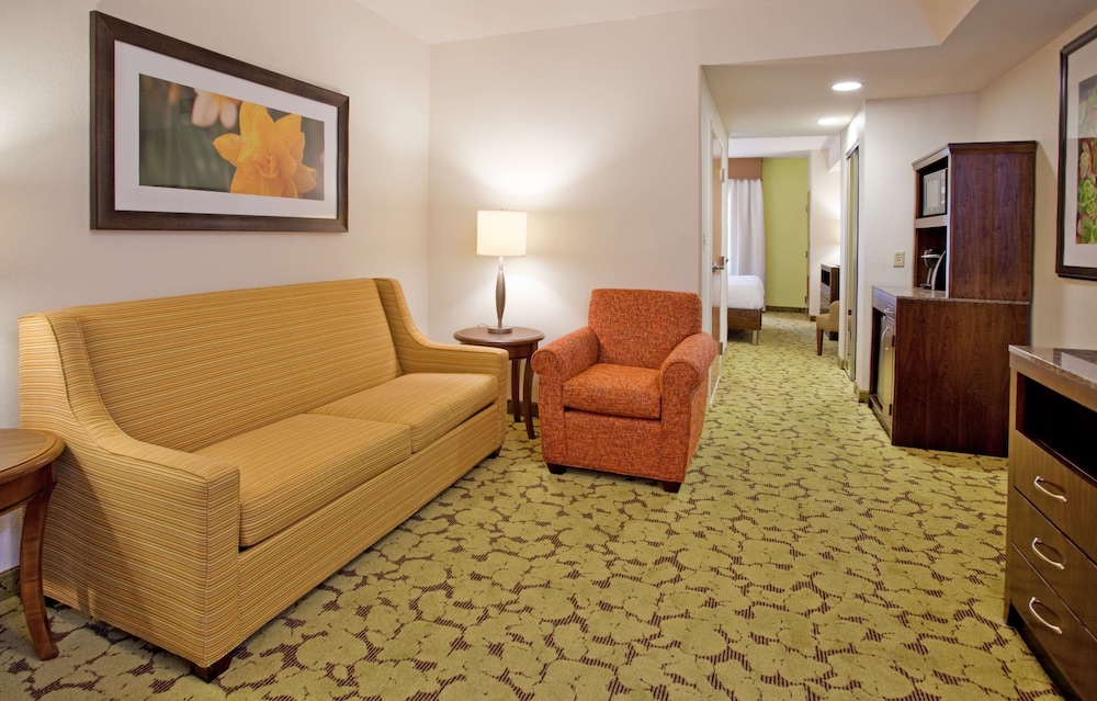 HILTON GARDEN INN BOCA RATON 30/53