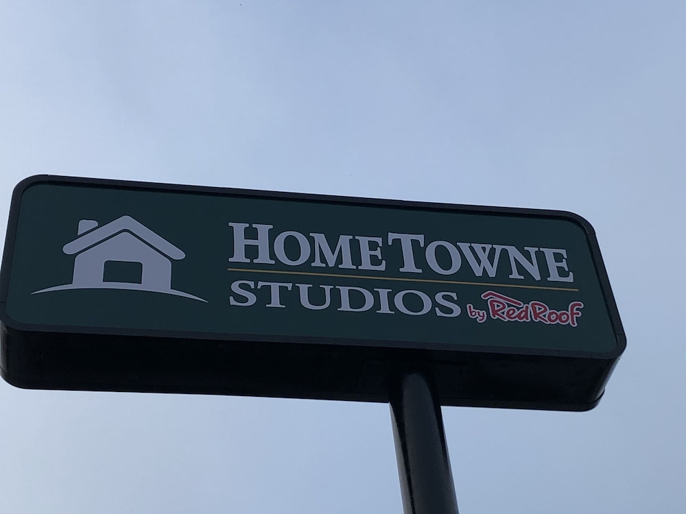 HomeTowne Studios San Antonio E - Frost Bank Center photo4