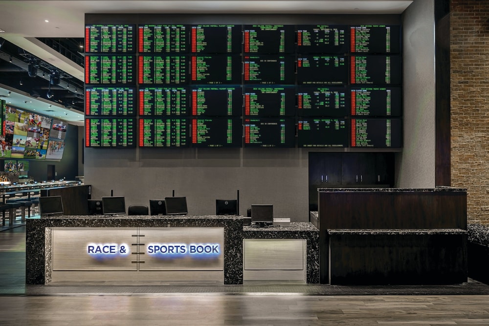 Gold Strike Casino Resort 6/69