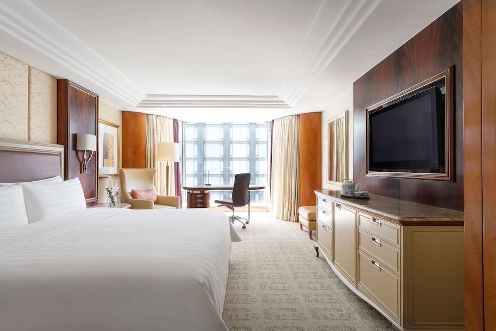 Kowloon Shangri-La Hong Kong 20/69