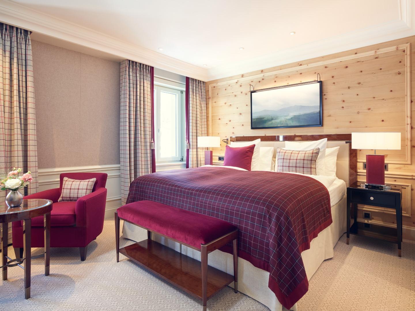 Junior Suite, Deluxe, Lake Side, South Wing