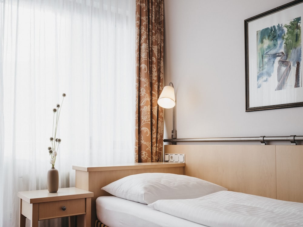 SPORTHOTEL ROYER 16/59