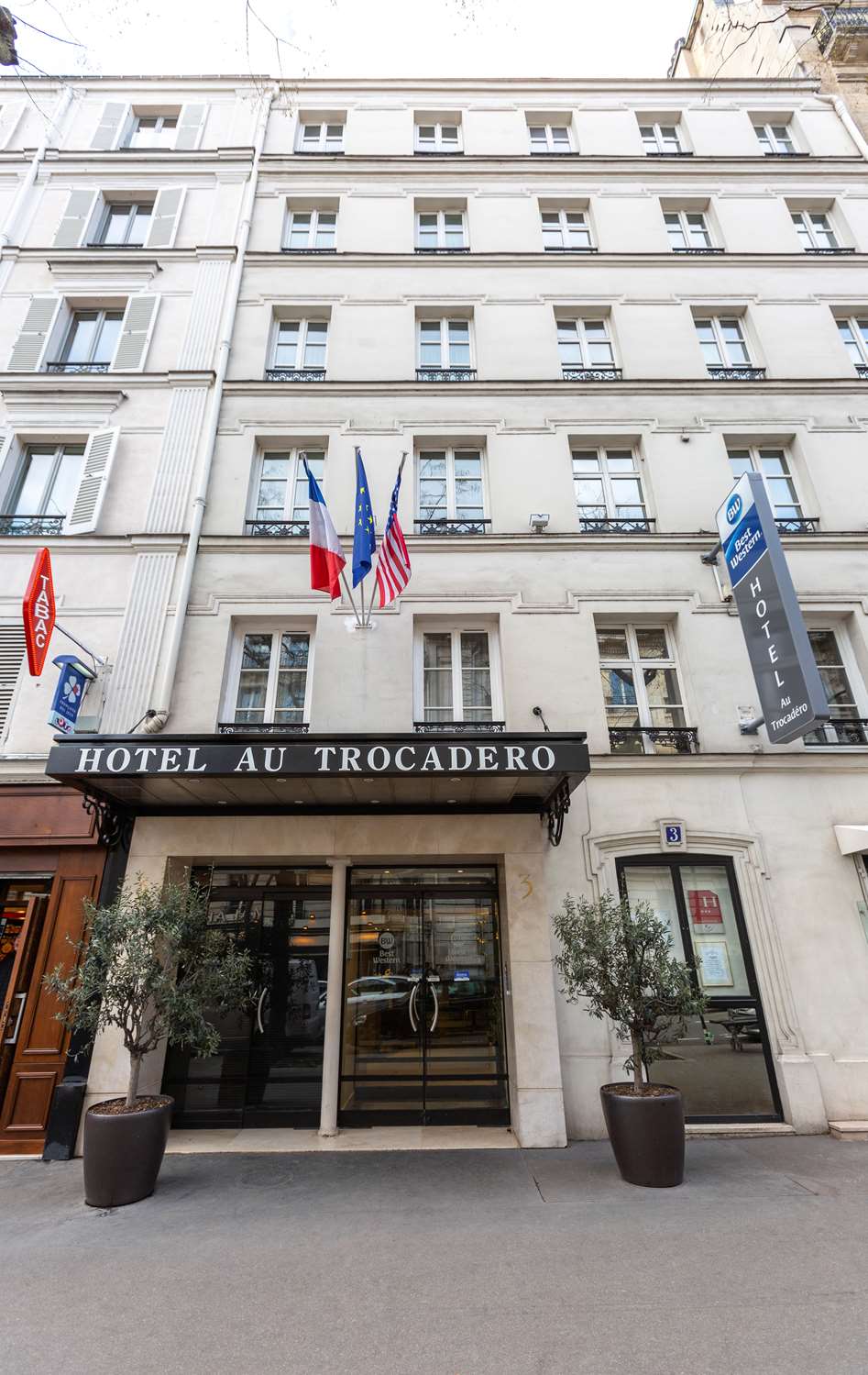 Best Western Au Trocadero 2/71