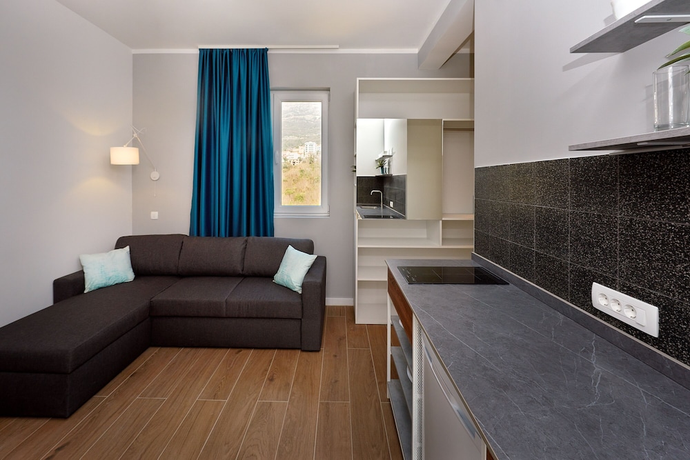 Hotel Larimar 27/50