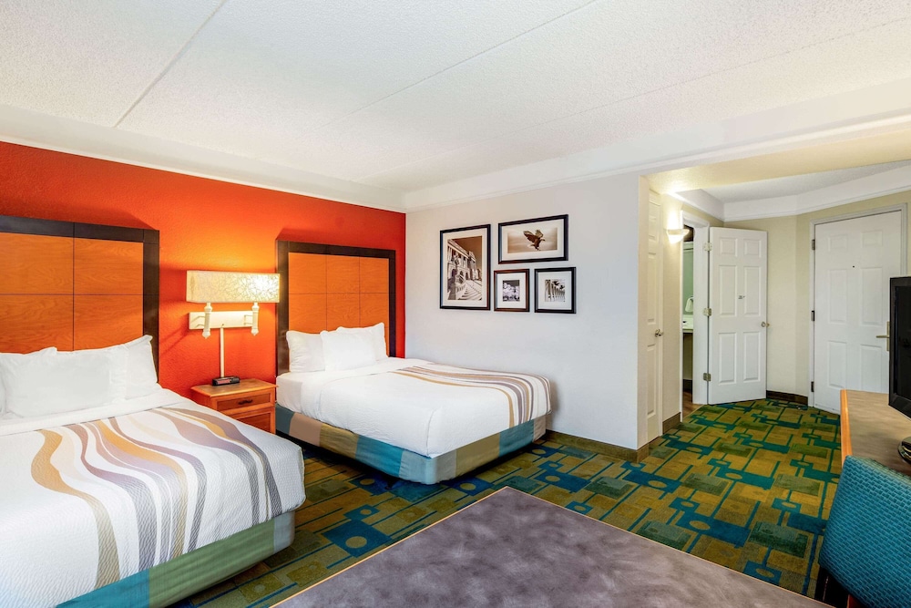 La Quinta Inn And Suites By Wyndham Fremont Silicon Valley 15/56