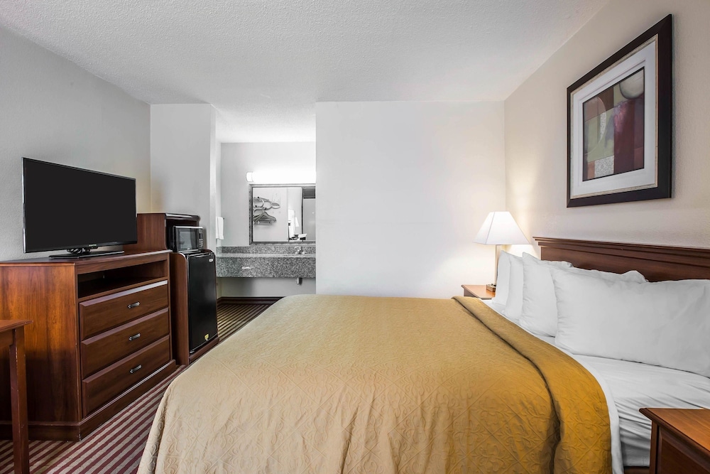 Room, Queen Bed