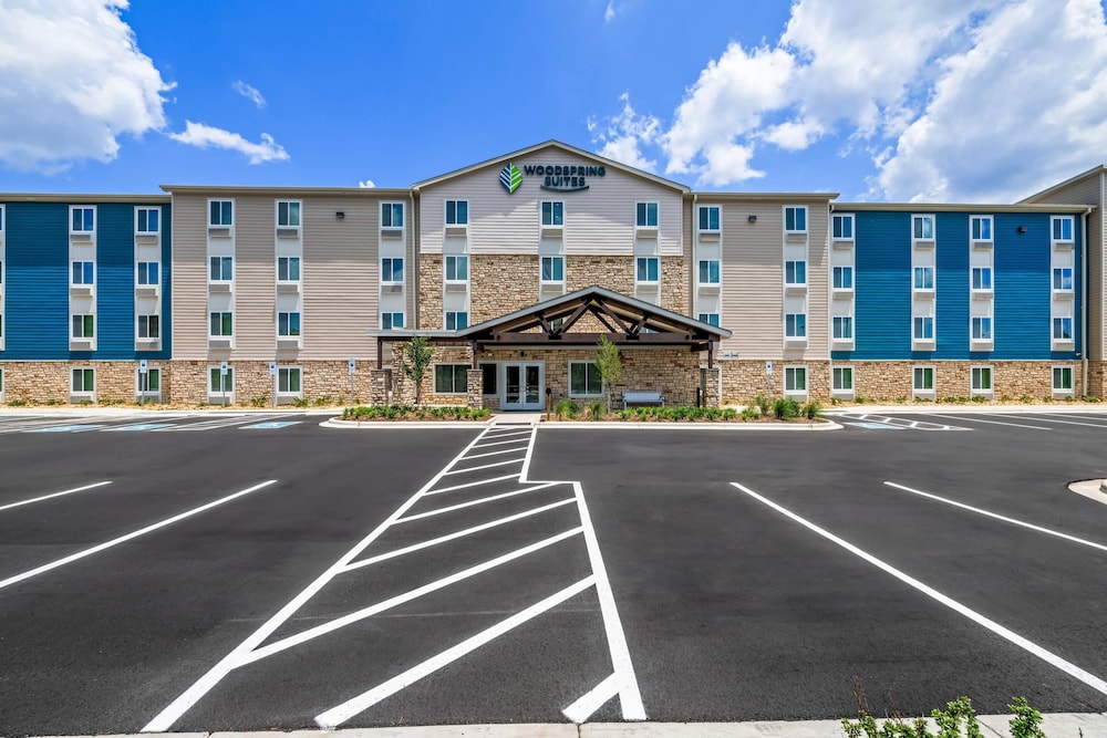 WoodSpring Suites Charlotte - Arrowood 51/60
