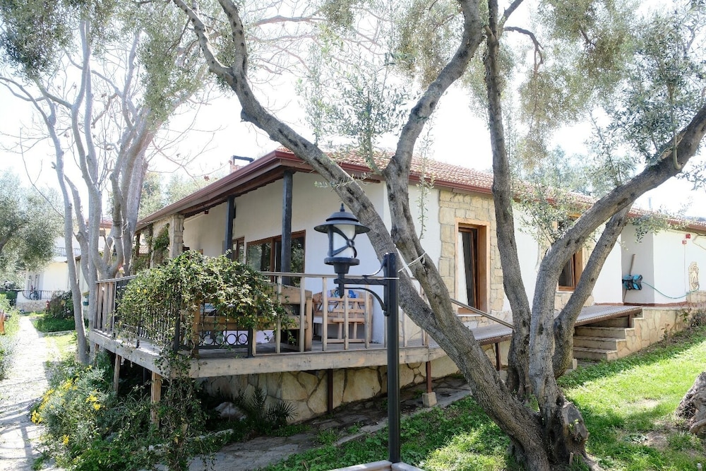 Club Resort Atlantis in SEFERIHISAR