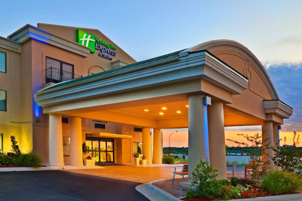 Holiday Inn Express Hotel Suites Muskogee 3/48