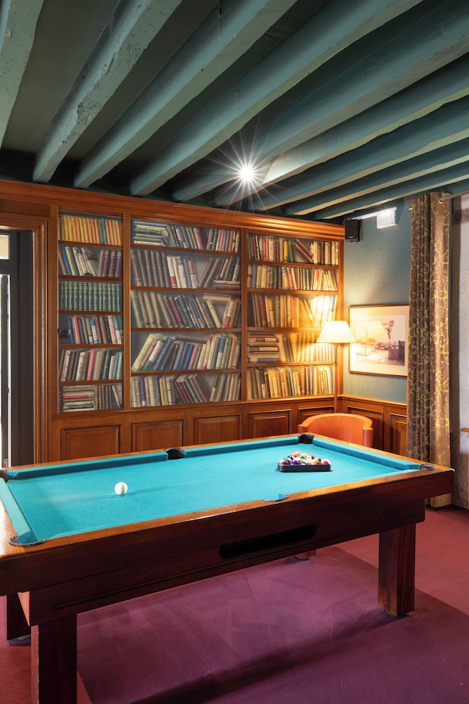 Hotel Le Paddock 34/63