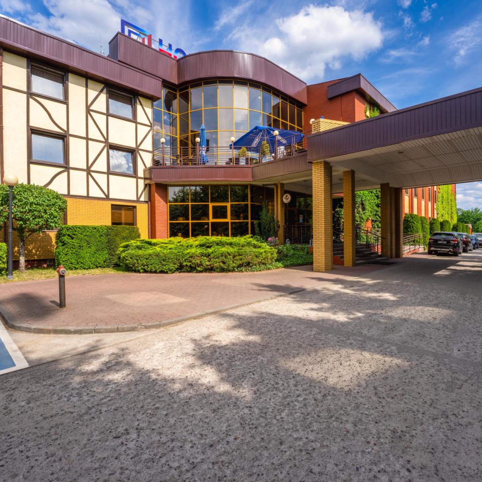 HOTEL 500 38/50